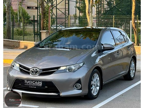 2014 MODEL 112 BİN KM AURİS CAM TAVAN ADVANCE SKYPACK