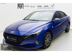 BOYASIZ-2021 ELANTRA-73.000KM-ÖZEL RENK-İÇİ BEJ-TABLETEKRAN-O.V*