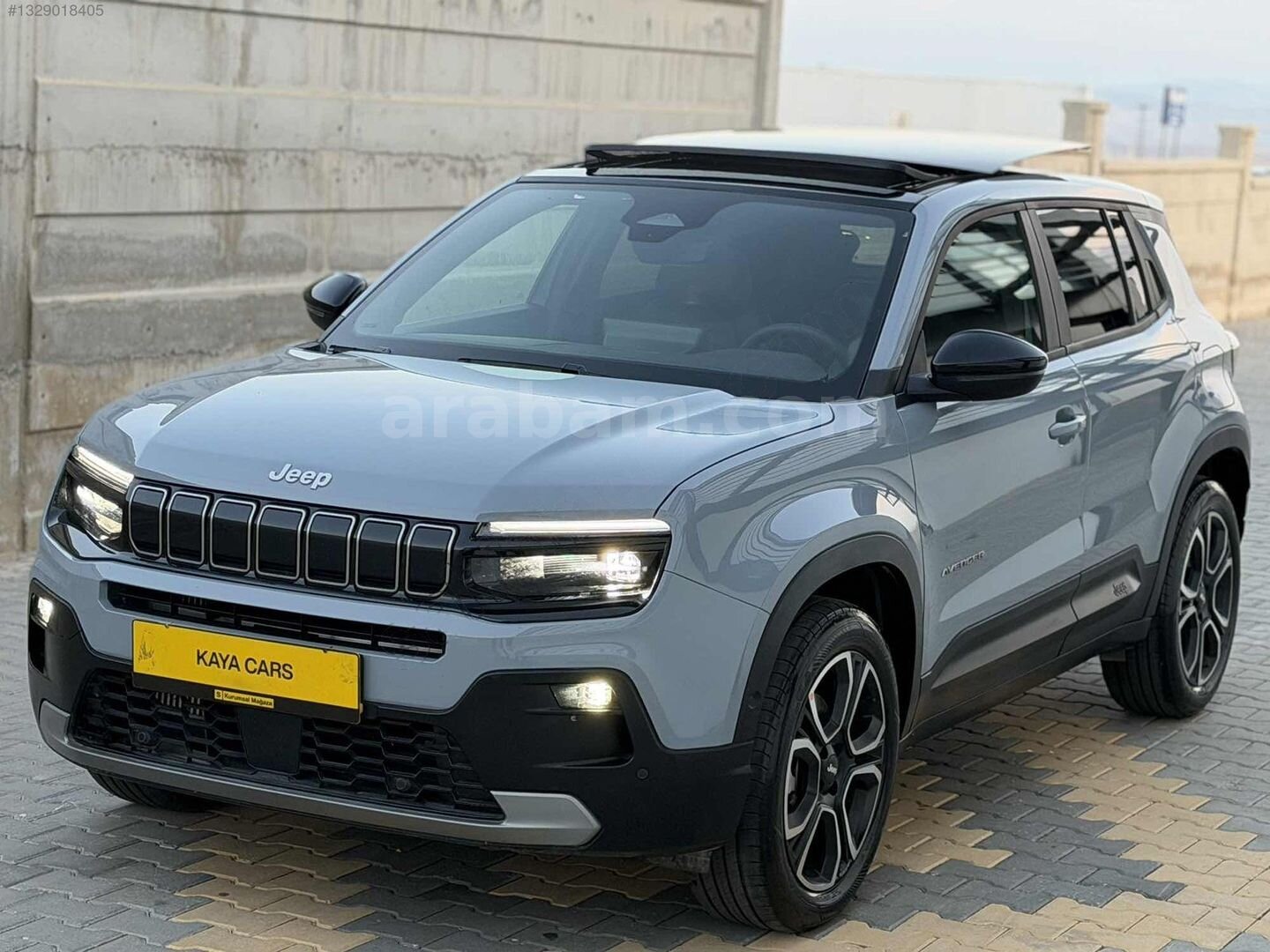 Galeriden Jeep Avenger Hybrid 1.2 Summit 2025 Model Kırşehir 24.000 km Gri 3