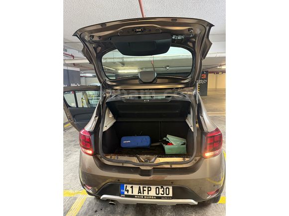 Sahibinden Dacia Sandero 0.9 TCe Stepway Easy-R 2020 Model 