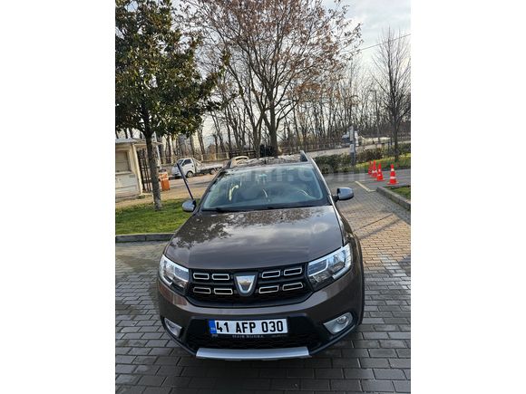 Sahibinden Dacia Sandero 0.9 TCe Stepway Easy-R 2020 Model 