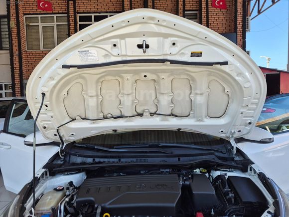 GÜLDALI'DAN HATASIZ 108000KM'DE 2017MODEL TOYOTA COROLLA