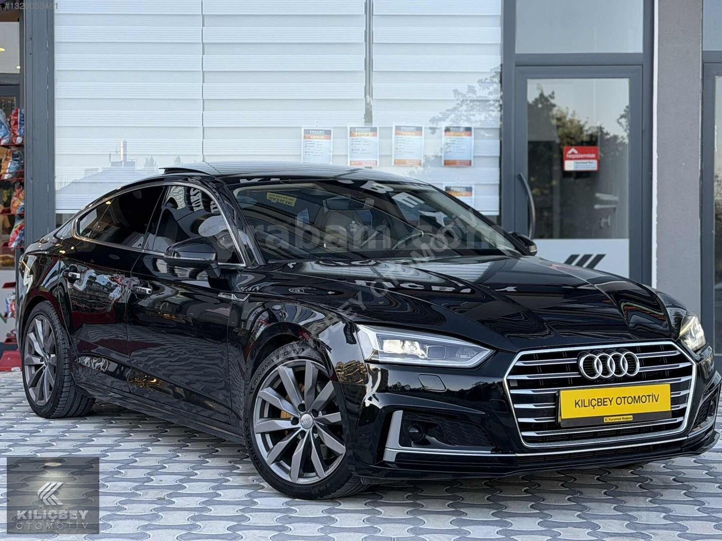 Galeriden Audi A5 Sportback 40 TDI Quattro Design 2017 Model Niğde 305.000 km Siyah 3