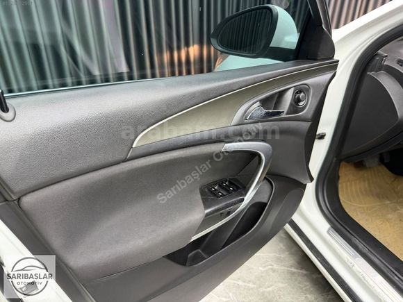 SARIBAŞLAR OTOMOTİV'DEN OPEL İNSİGNİA SUNROOFLU