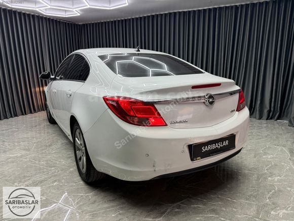 SARIBAŞLAR OTOMOTİV'DEN OPEL İNSİGNİA SUNROOFLU