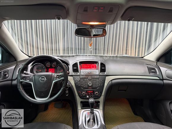 SARIBAŞLAR OTOMOTİV'DEN OPEL İNSİGNİA SUNROOFLU