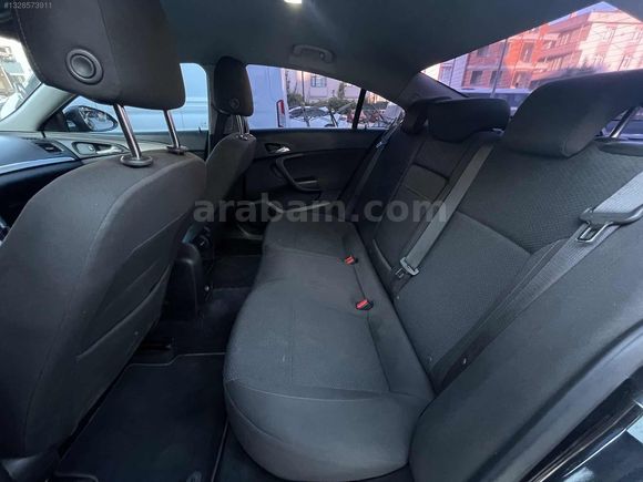 AUTO HUNTER-DİZEL OTOMATİK TEMİZ BAKIMLI İNSİGNİA 199BİN KM