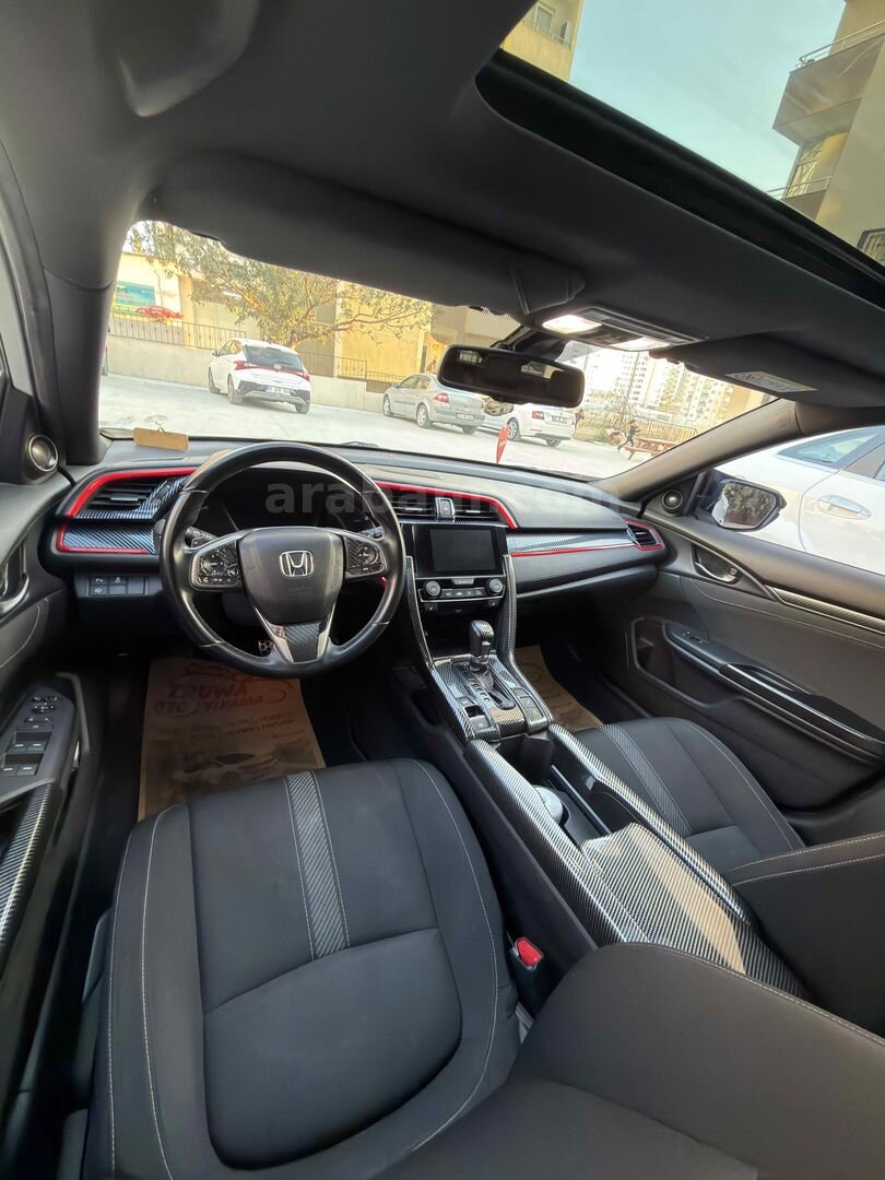 Sahibinden Honda Civic 1.5 i-VTEC Sport Plus 2018 Model Adana 65.000 km Beyaz 5