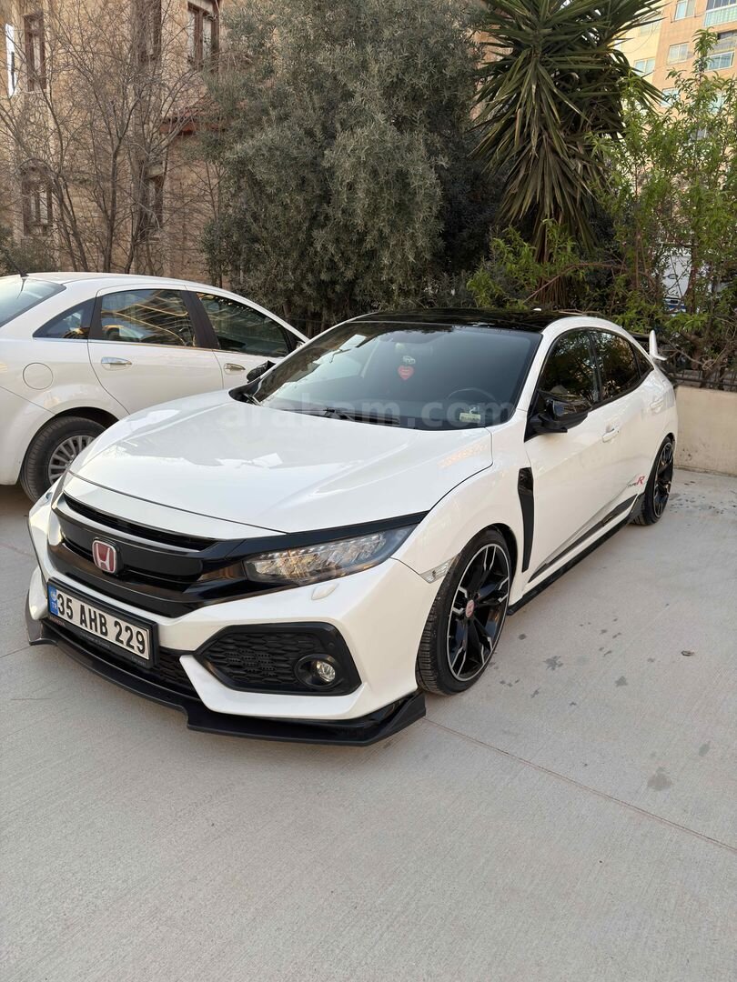 Sahibinden Honda Civic 1.5 i-VTEC Sport Plus 2018 Model Adana 65.000 km Beyaz 3