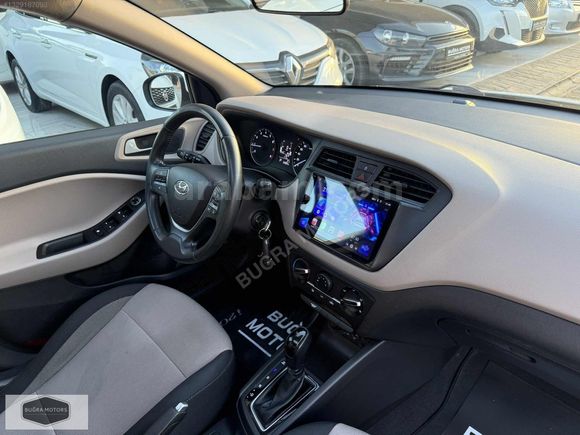 2017 Model Hyundai İ20 1.4 MPI Style Cam Tavan ' Geri Görüş