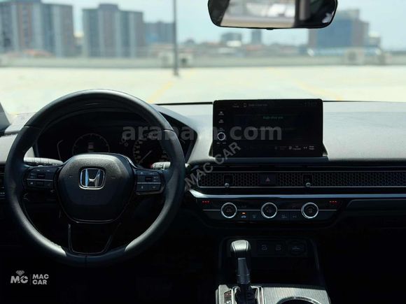 2025 HONDA CIVIC 1.5VTEC ELEGANCE PLUS HATASIZ BOYASIZ 182HP
