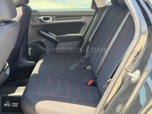 2025 HONDA CIVIC 1.5VTEC ELEGANCE PLUS HATASIZ BOYASIZ 182HP