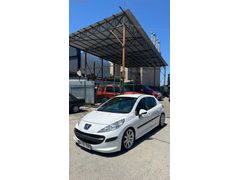 ZEKAİ CELEN AUTO'DAN MOTOR YENİ MUAYENELİ 207 SÜPER TEMİZLİKTE