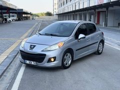 CELAL OTODAN 2011 MODEL ÇOK TEMİZ PEJO 207