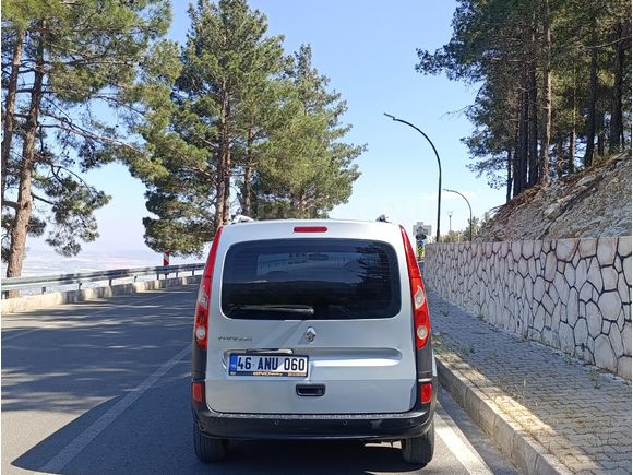 Sahibinden Renault Kangoo Multix 1.5 dCi Authentique 2012 Model