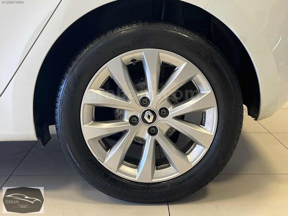 2023 MODEL RENAULT CLİO 1.0 TCE TOUCH 90 HP SERVİS BAKIMLI