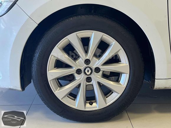 2023 MODEL RENAULT CLİO 1.0 TCE TOUCH 90 HP SERVİS BAKIMLI