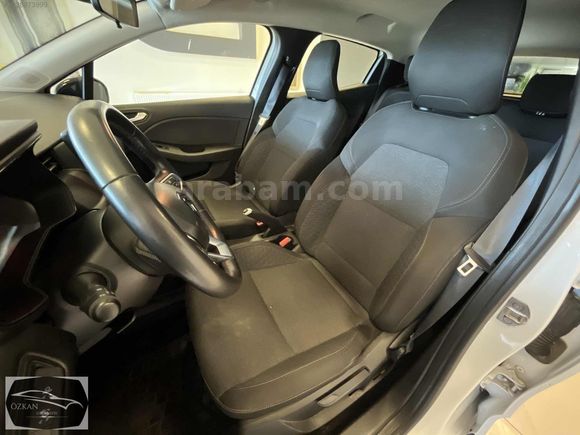 2023 MODEL RENAULT CLİO 1.0 TCE TOUCH 90 HP SERVİS BAKIMLI