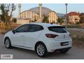 YACARS | 2023 CLIO 95BINKM 1.0 TCe HATASIZ BAKIMLI