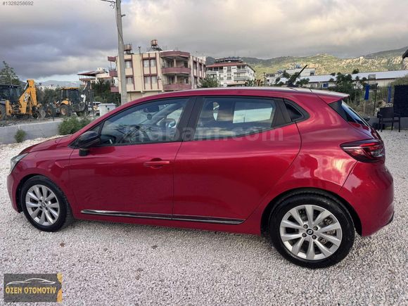 2023 RENAULT CLİO 1.0 TCE TOUCH BAKIMLI SADECE 81.000 KM