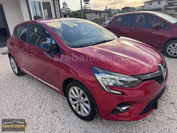 2023 RENAULT CLİO 1.0 TCE TOUCH BAKIMLI SADECE 81.000 KM