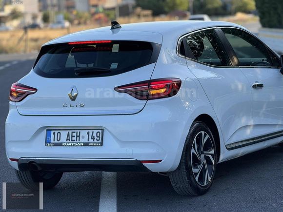 **RENAULT CLIO 1.0 TCE TOUCH X-TRONIC 2020 100 HP**