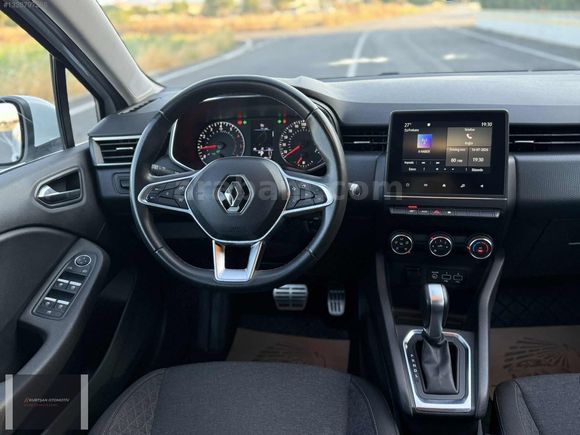 **RENAULT CLIO 1.0 TCE TOUCH X-TRONIC 2020 100 HP**