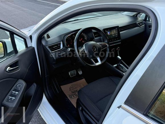 **RENAULT CLIO 1.0 TCE TOUCH X-TRONIC 2020 100 HP**