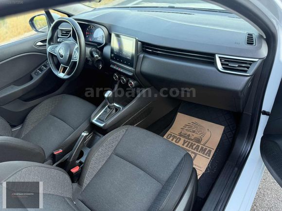 **RENAULT CLIO 1.0 TCE TOUCH X-TRONIC 2020 100 HP**