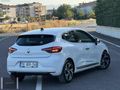 **RENAULT CLIO 1.0 TCE TOUCH X-TRONIC 2020 100 HP**