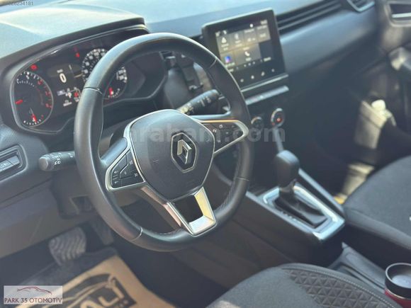 PARK35' DEN 2022 MODEL RENAULT CLIO 1.0 TCE TOUCH LANSMAN