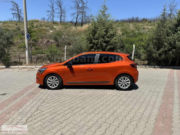 PARK35' DEN 2022 MODEL RENAULT CLIO 1.0 TCE TOUCH LANSMAN