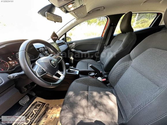 PARK35' DEN 2022 MODEL RENAULT CLIO 1.0 TCE TOUCH LANSMAN
