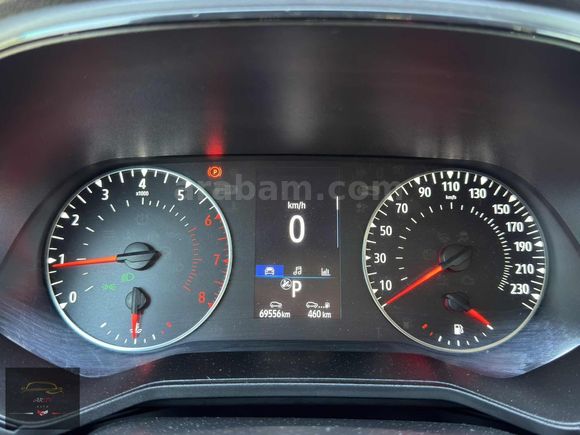 2021 MODEL CLİO 1.0 TOUCH OTOMATİK HATASIZ