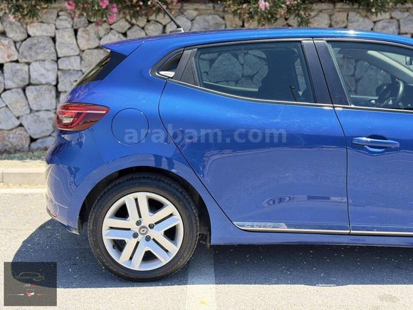 2021 MODEL CLİO 1.0 TOUCH OTOMATİK HATASIZ