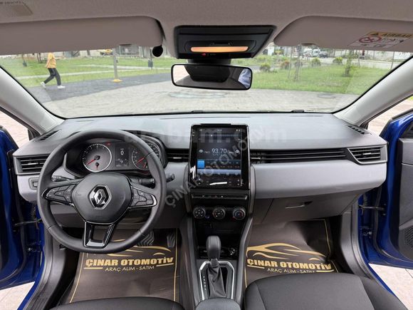 OTOMATİK HATASIZ BOYASIZ 35 BİN KM DE CLIO