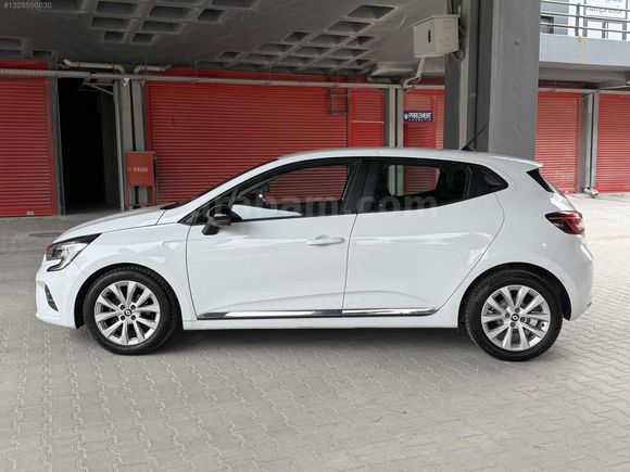2023 CLIO TOUCH HATASIZ DEĞİŞENSİZ DÜŞÜK KM SERVİS BAKIMLI