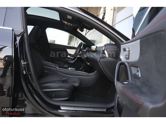 BOYASIZ 2023 CLA200 AMG PLUS ÇİFT HAFIZA ISITMA COMMAND 58.000KM