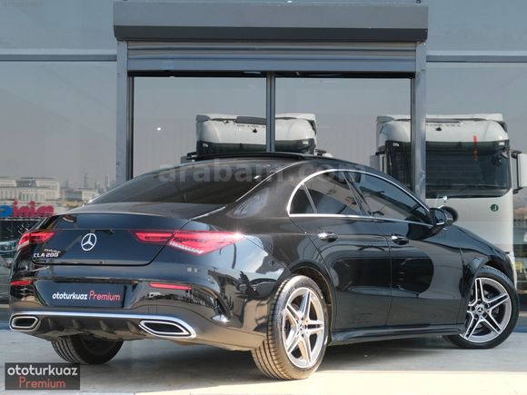 BOYASIZ 2023 CLA200 AMG PLUS ÇİFT HAFIZA ISITMA COMMAND 58.000KM