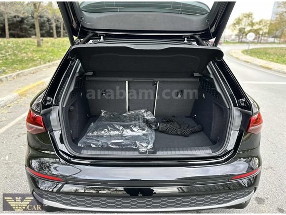 DS CAR'DAN 2025 AUDİ A3 SPORTBACK ADVANCED E.BAGAJ HATA/BOYASIZ
