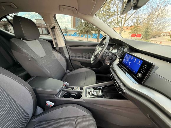 Sahibinden Skoda Octavia 1.0 e-Tec hatasiz boyasiz Elite hybride 2023 Model 