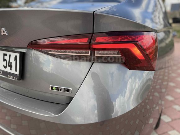 Sahibinden Skoda Octavia 1.0 e-Tec hatasiz boyasiz Elite hybride 2023 Model 