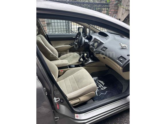 Sahibinden Honda Civic 1.6i VTEC Elegance 2009 Model 
