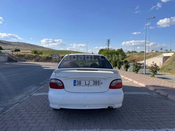 Sahibinden Hyundai Accent 1.5 GLS 2000 Model 