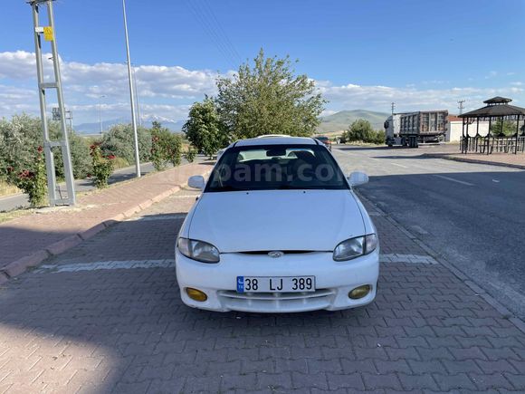 Sahibinden Hyundai Accent 1.5 GLS 2000 Model 