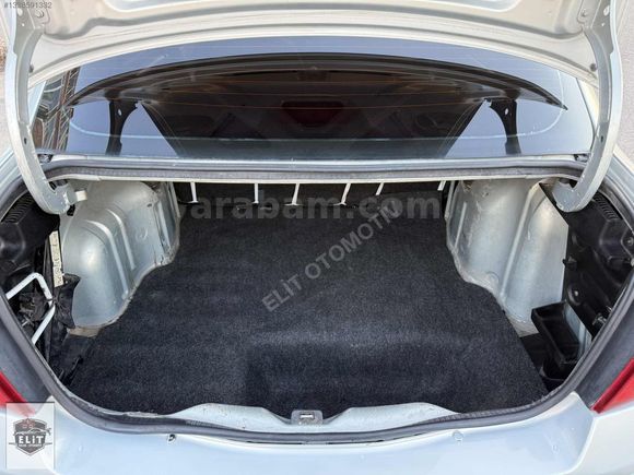 ELİT'TEN Clio 2000Model Klimalı 1.4Benzin+Lpg 250BinKm TakasOlur