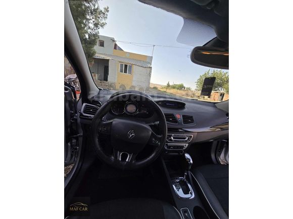 TEMİZ AİLE ARABASI