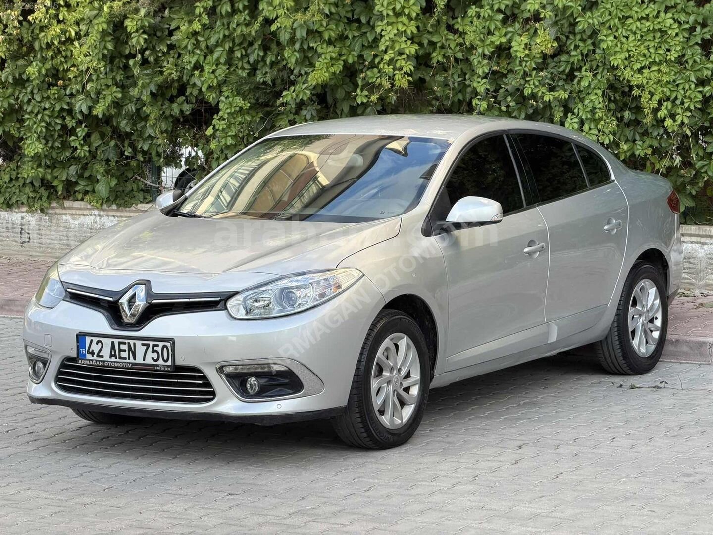 Galeriden Renault Fluence 1.5 dCi Icon 2013 Model Konya 300.000 km Gri 5