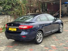 2016 İCON SON ÜRETİM 143.000 KM OTOMATİK DİZEL PARLAMENT MAVİSİ