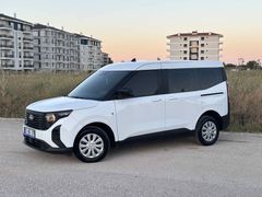  Hatasız 2024  Tourneo Courier 1.5 EcoBlue 48.000 km Car Play   Şerit Takip   Yetkili Servis Bakımlı 